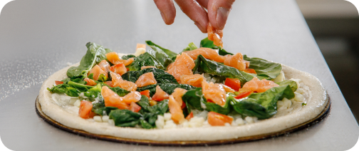 Фотография пиццы с лососем